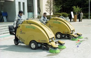 청소체계 전환을 위한 진공청소차 시연회