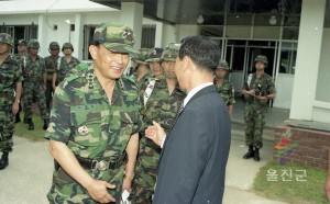 121연대장 이.취임식
