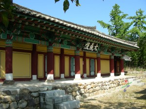 울진향교 대성전