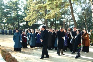 충혼탑 참배