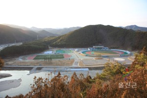 울진군운동장전경