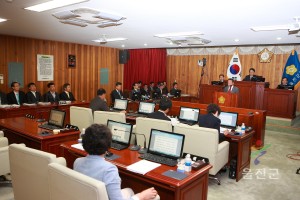 군의회 임시회