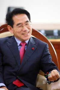 군수님 인터뷰