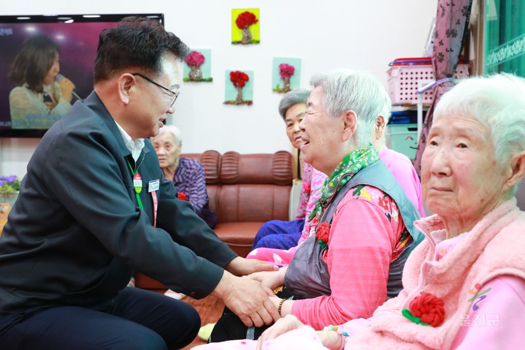 카네이션 달아드리기 행사