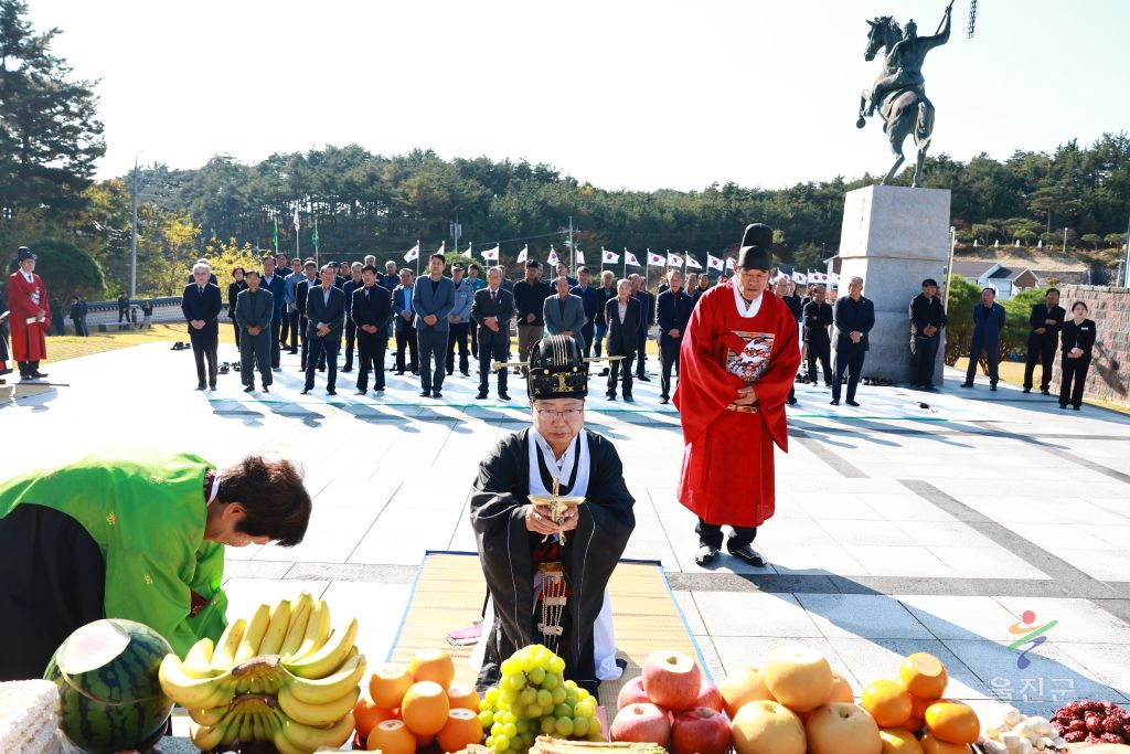 김언륜장군 추향제
